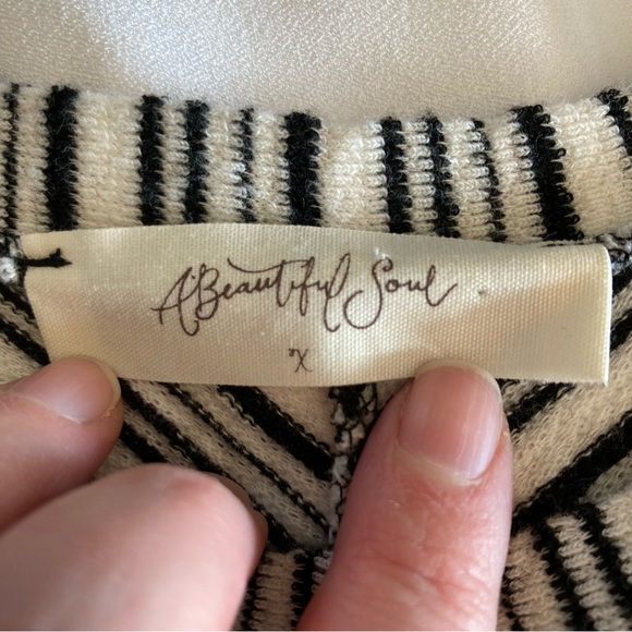5/$15 A Beautiful Soul Black & White Striped Dress X (=XL) - Picture 4 of 7